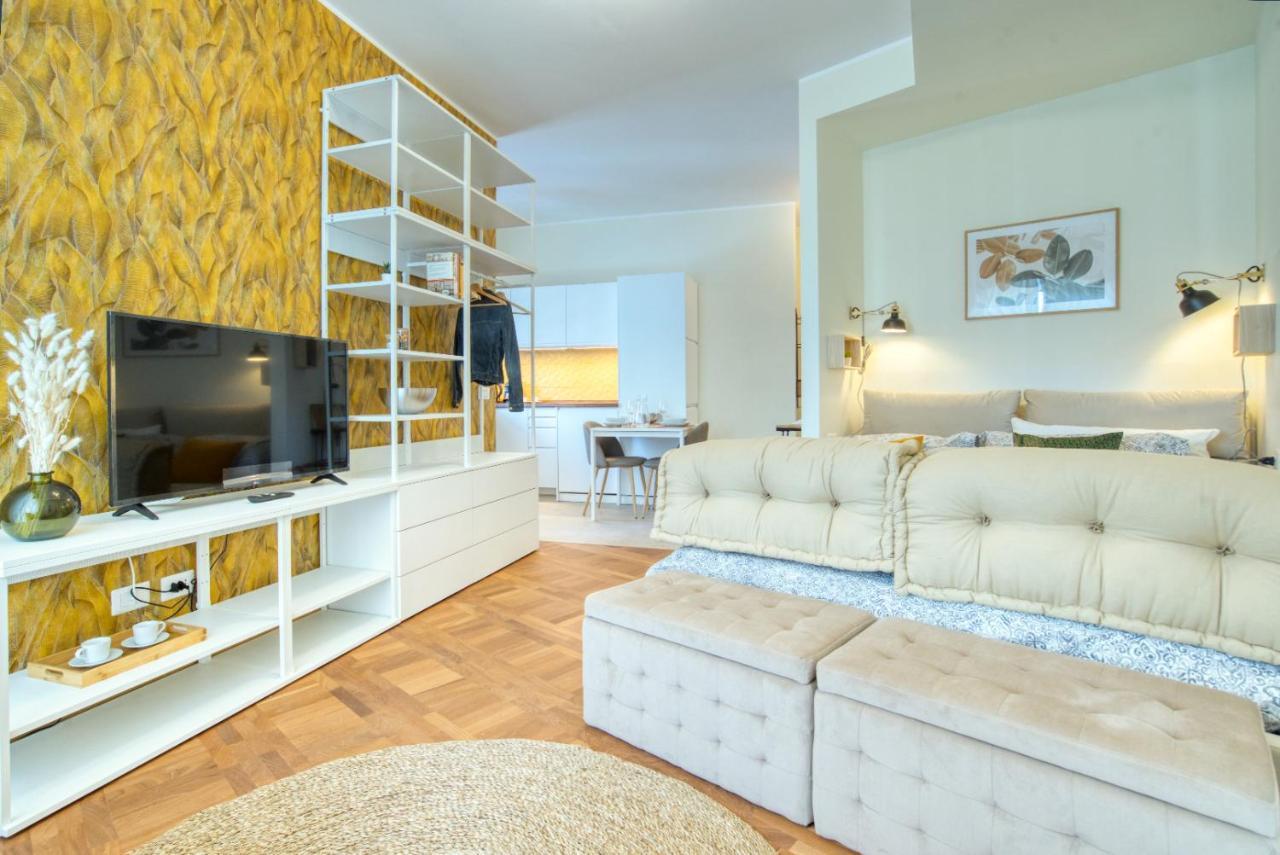 Caseospitali - Casa Mary Lou, Romantico Monolocale Ristrutturato Panoramico Μιλάνο Εξωτερικό φωτογραφία